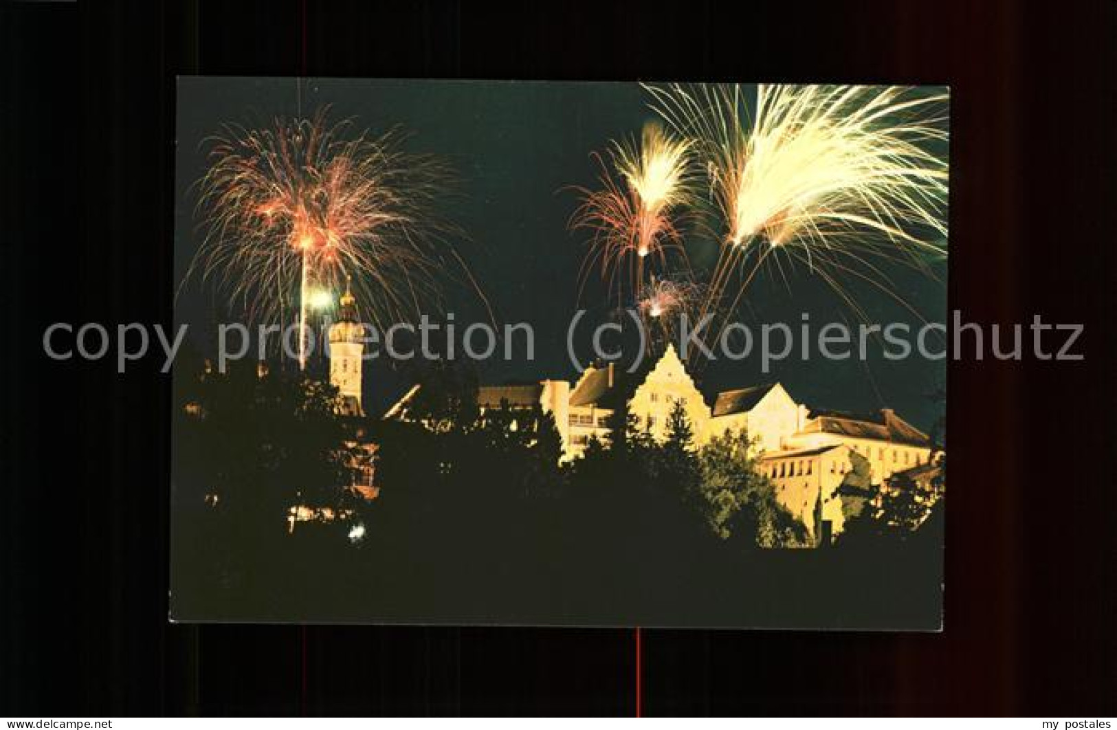 71515618 Dachau bei Nacht mit Feuerwerk Dachau