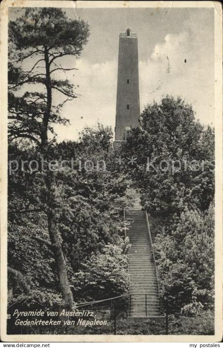 71870057 Maarn Gedenkteken van Napoleon Pyramide van Austerlitz