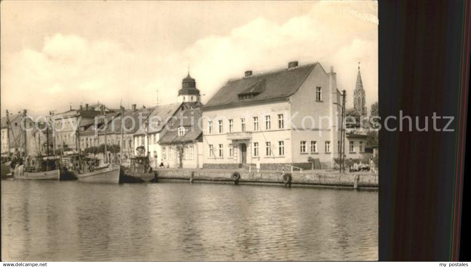 71944247 ueckermuende Hafen