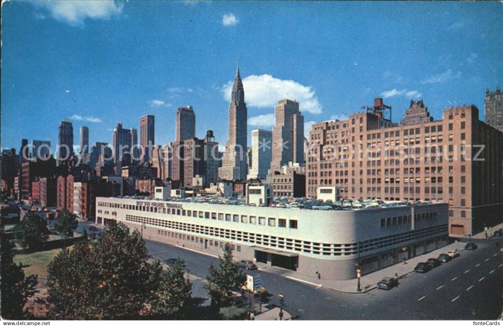 71949089 Manhattan New York Mid Manhattan skyline showing the new East Side Airl