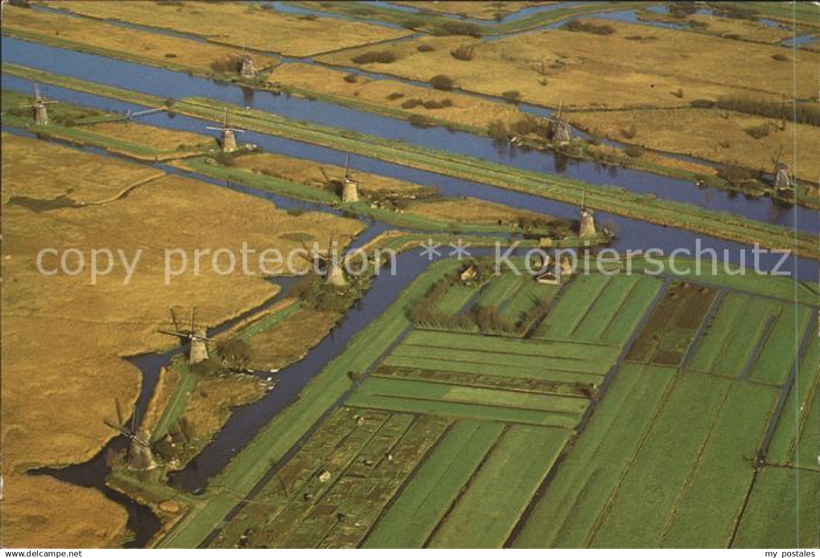 72021771 Kinderdijk Fliegeraufnahme Poldermolen complex