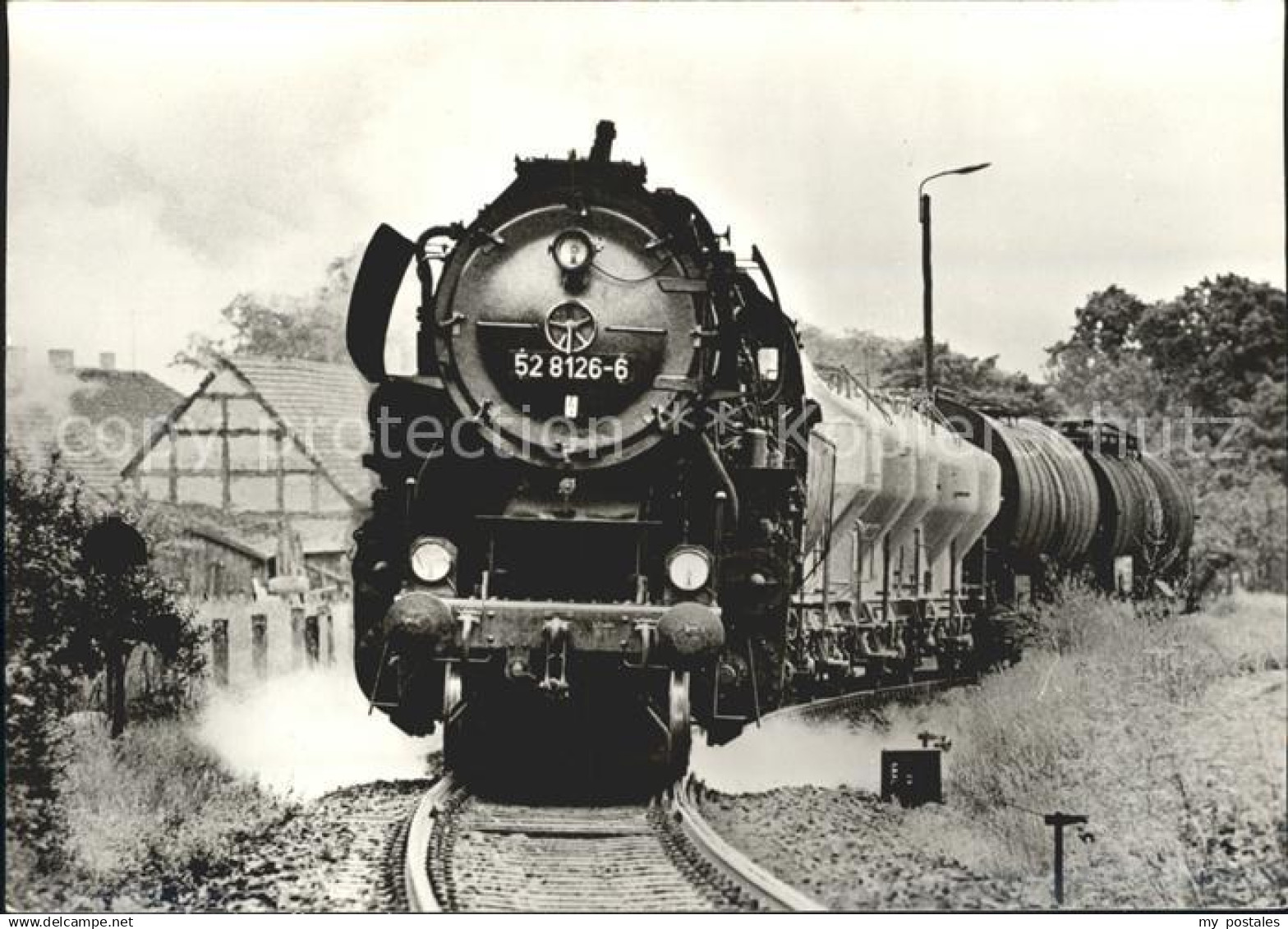 72117468 Golzow Brandenburg Dampflokomotive im Einsatz Baureihe 52 80 Nahgueterz