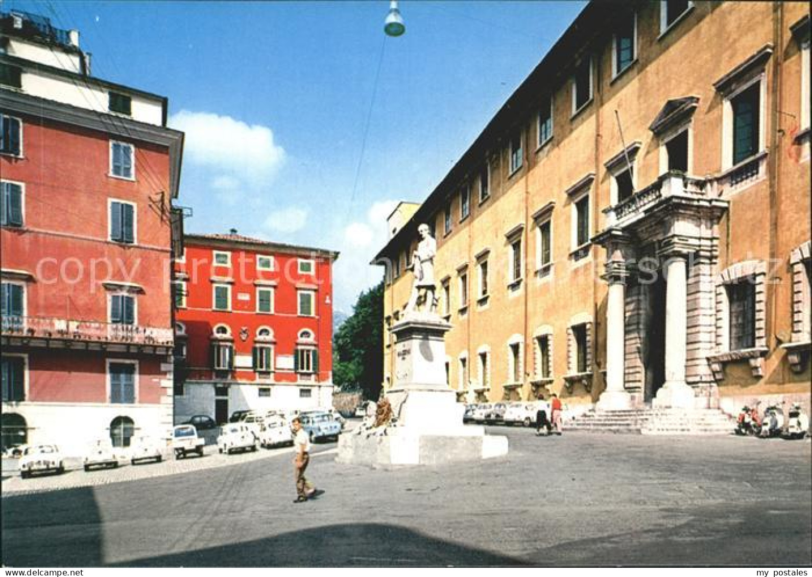 72223886 Carrara Piazza G. Mazzini Carrara