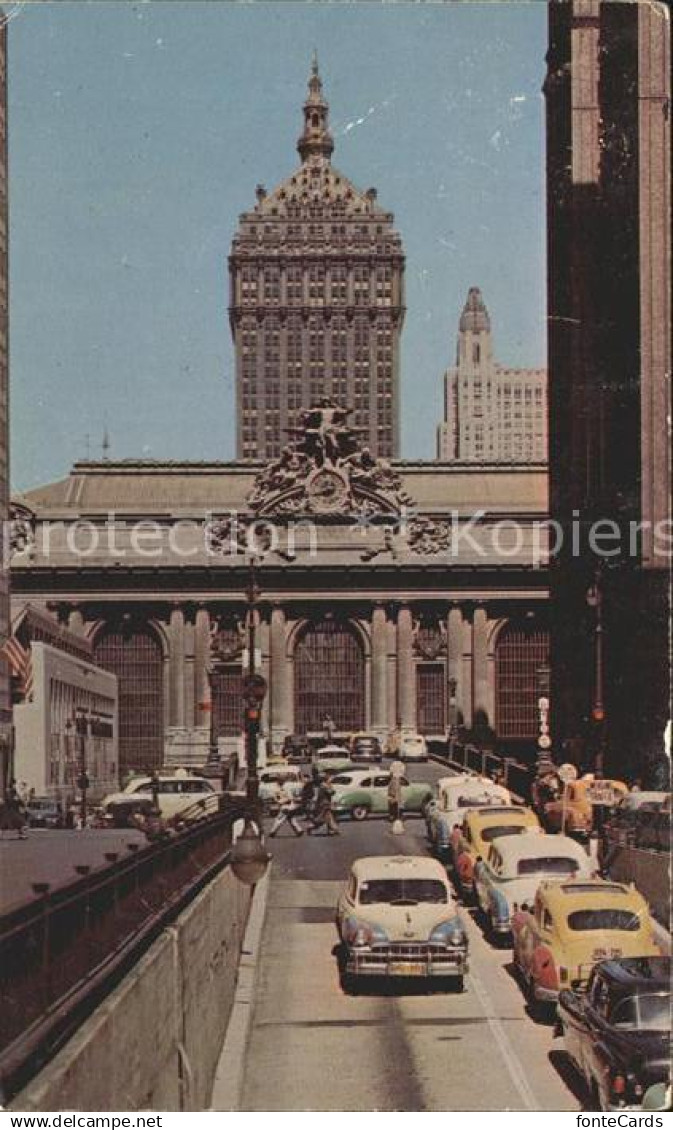 72282184 New York City Traffic ramp front Grand Central Terminal