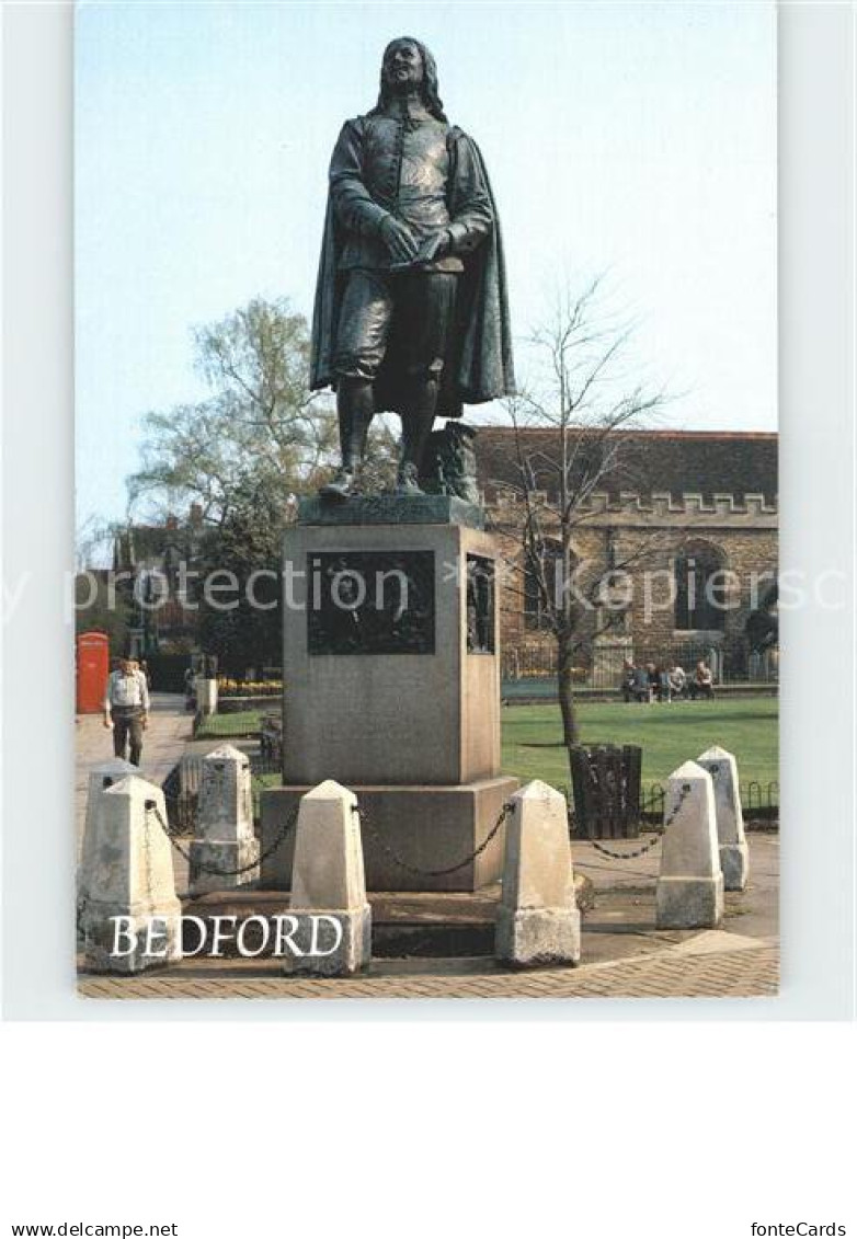 72330192 Bedford Bedfordshire John Bunyan Statue