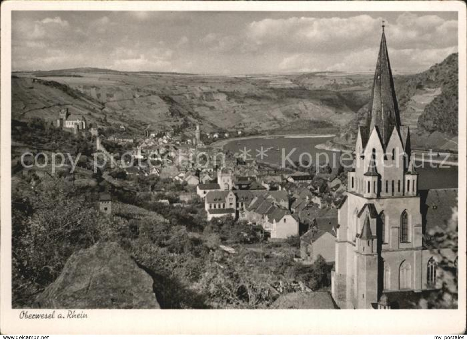 72425743 Oberwesel Rhein Panorama Kirche Oberwesel