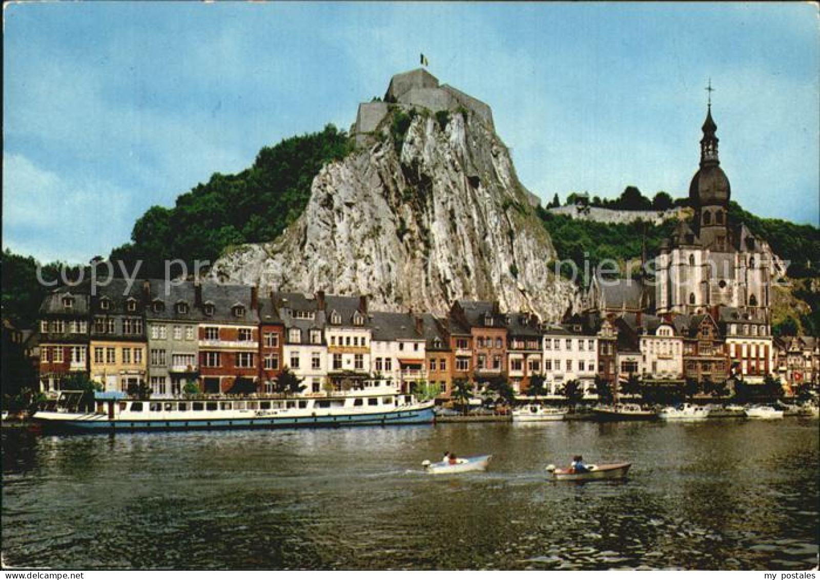 72573582 Dinant Wallonie Maas Schloss Stiftskirche Dinant