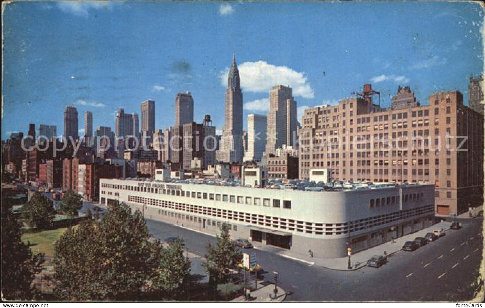 72608398 Manhattan_New_York Mid-Manhattan skyline Airlines Terminal