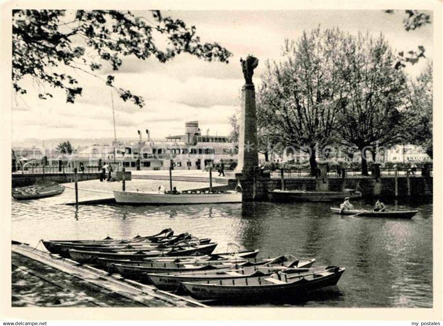 72641743 Konstanz Bodensee Gondelhafen Zeppelin Denkmal Konstanz