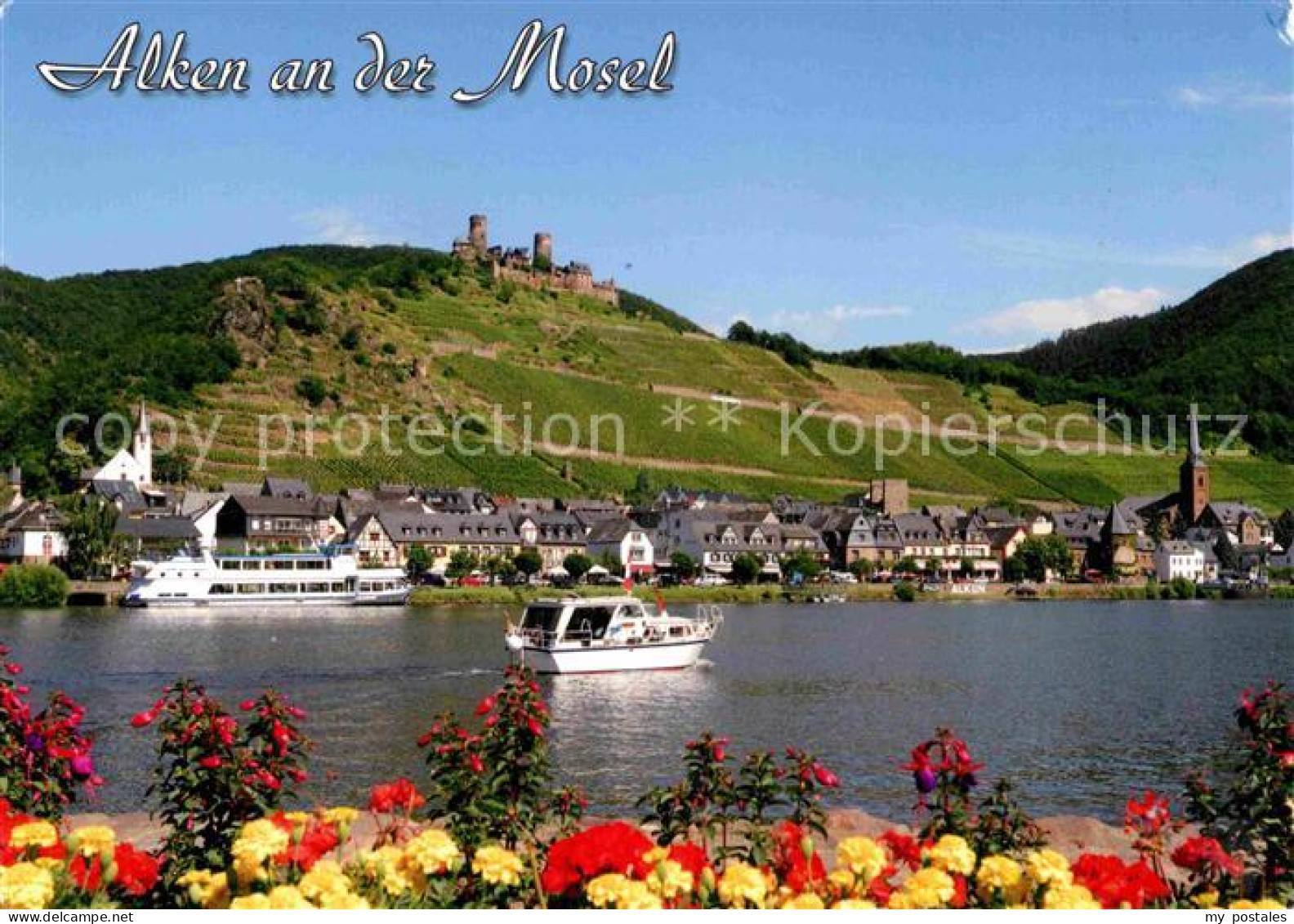 72682461 Alken Koblenz Motorboot Blick ueber die Mosel Burgruine Alken