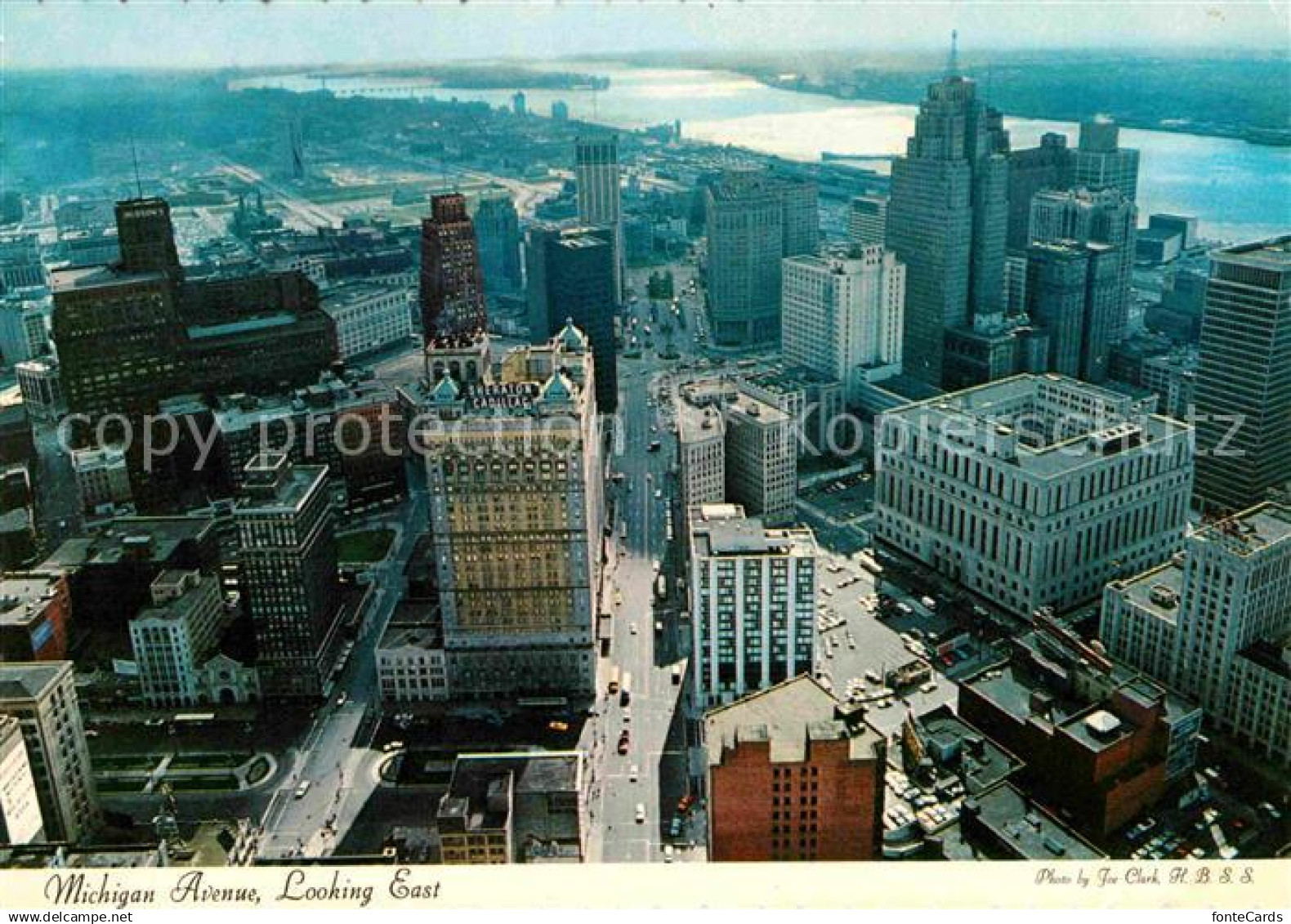 72741980 Detroit_Michigan Michigan Avenue Fliegeraufnahme Looking East