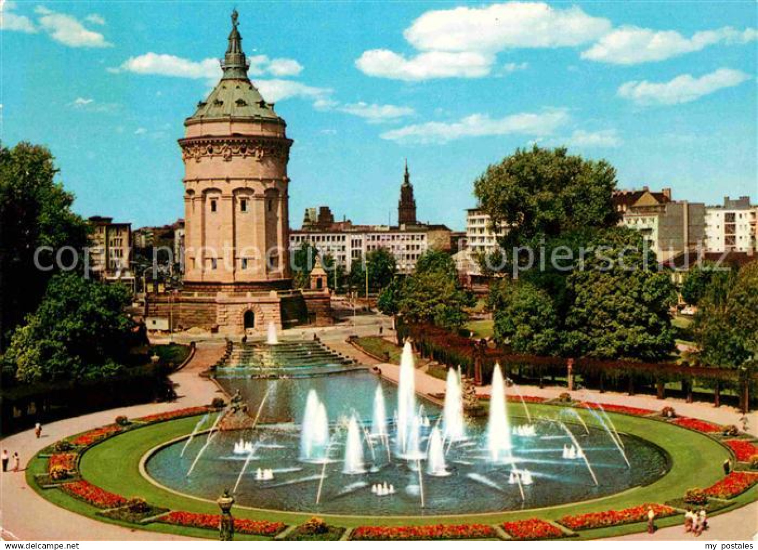 72756275 Mannheim Fontaene am Wasserturm Mannheim