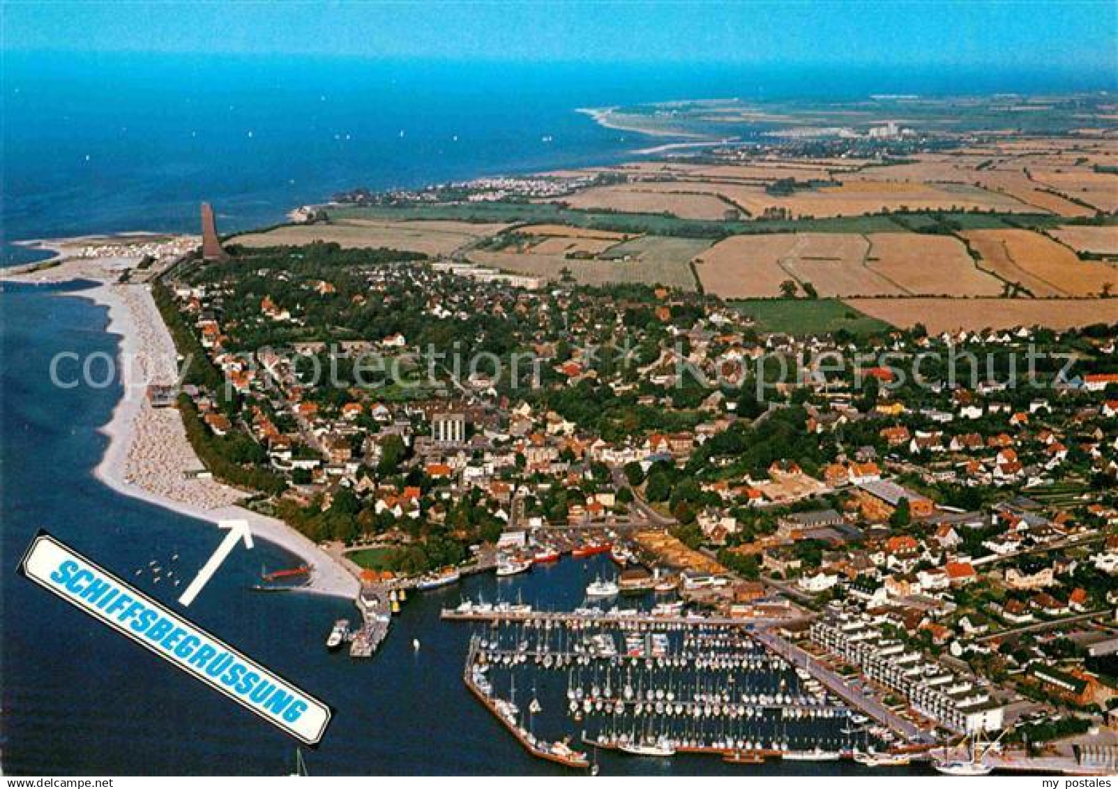 72838434 Laboe Schiffsbegruessung Strandhalle Laboe Fliegeraufnahme