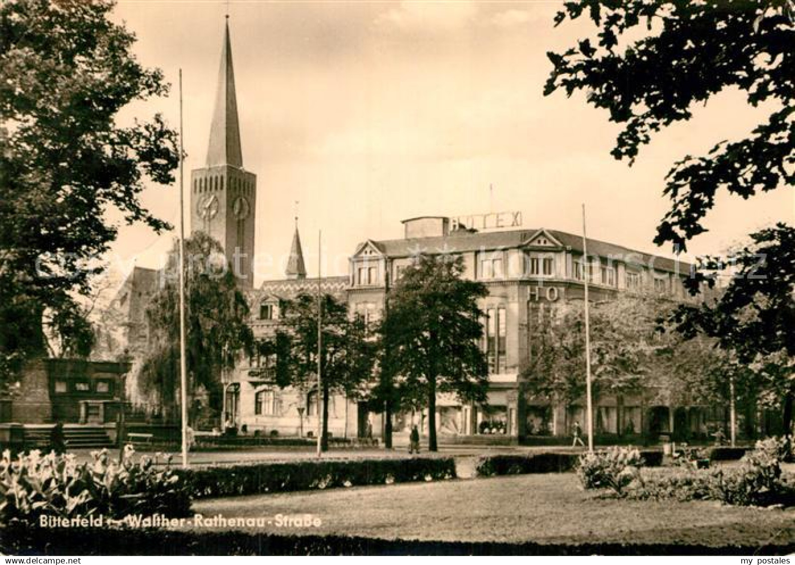 72941950 Bitterfeld Walther Rathenau Strasse Park Kirche Bitterfeld