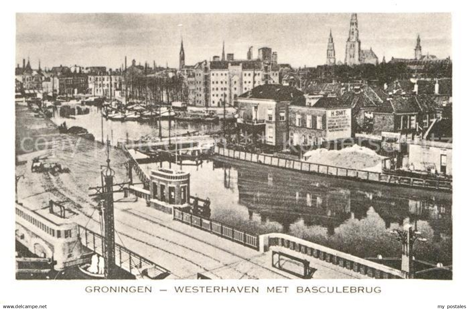 72982617 Groningen Westerhaven met Basculebrug Groningen