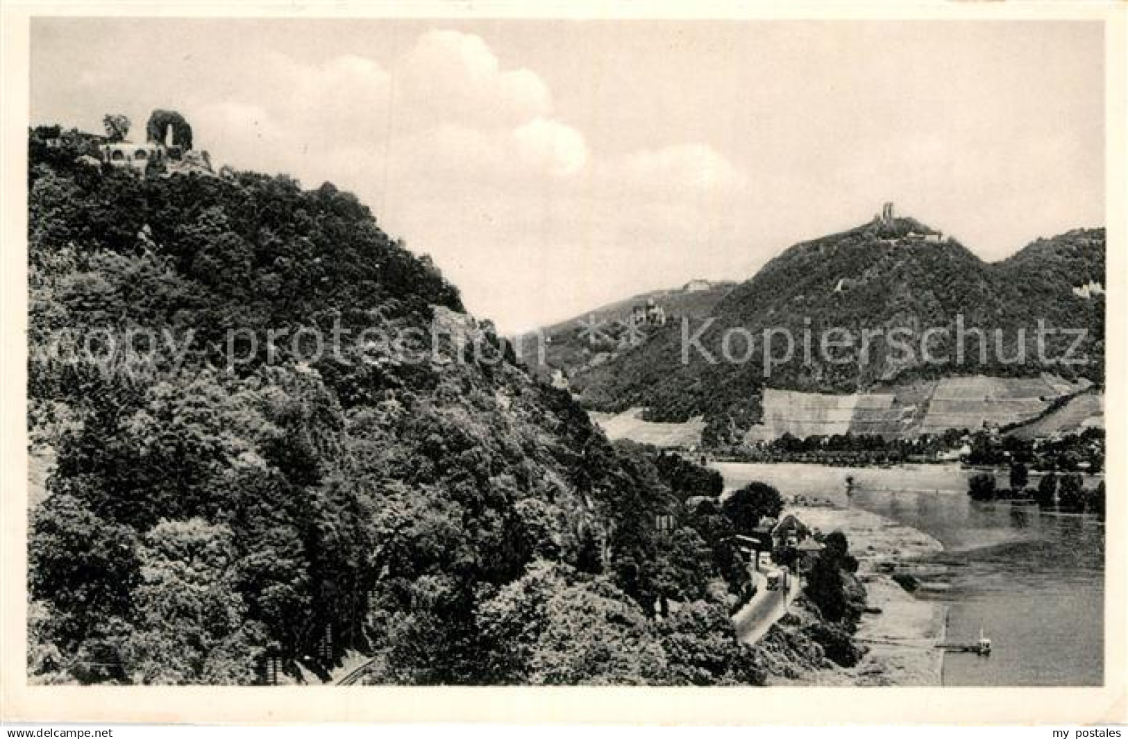 72984682 Koenigswinter Rolandsbogen Petersberg Drachenfels Koenigswinter