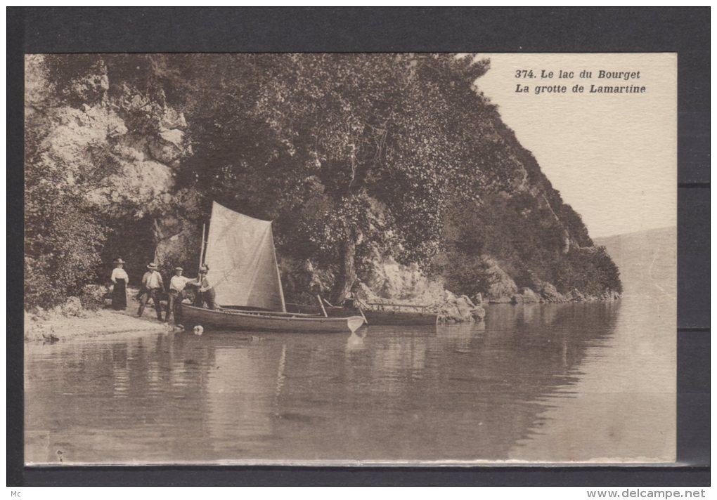 73 - Le Lac du Bourget. La Grotte de Lamartine - Animée - Barques