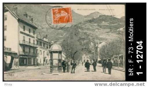 73 Moûtiers - 1526 - MOUTIERS-SALINS - Avenue de la Gare - kiosque a journaux avenue de la ga /  D73D  K28422K  C28274C