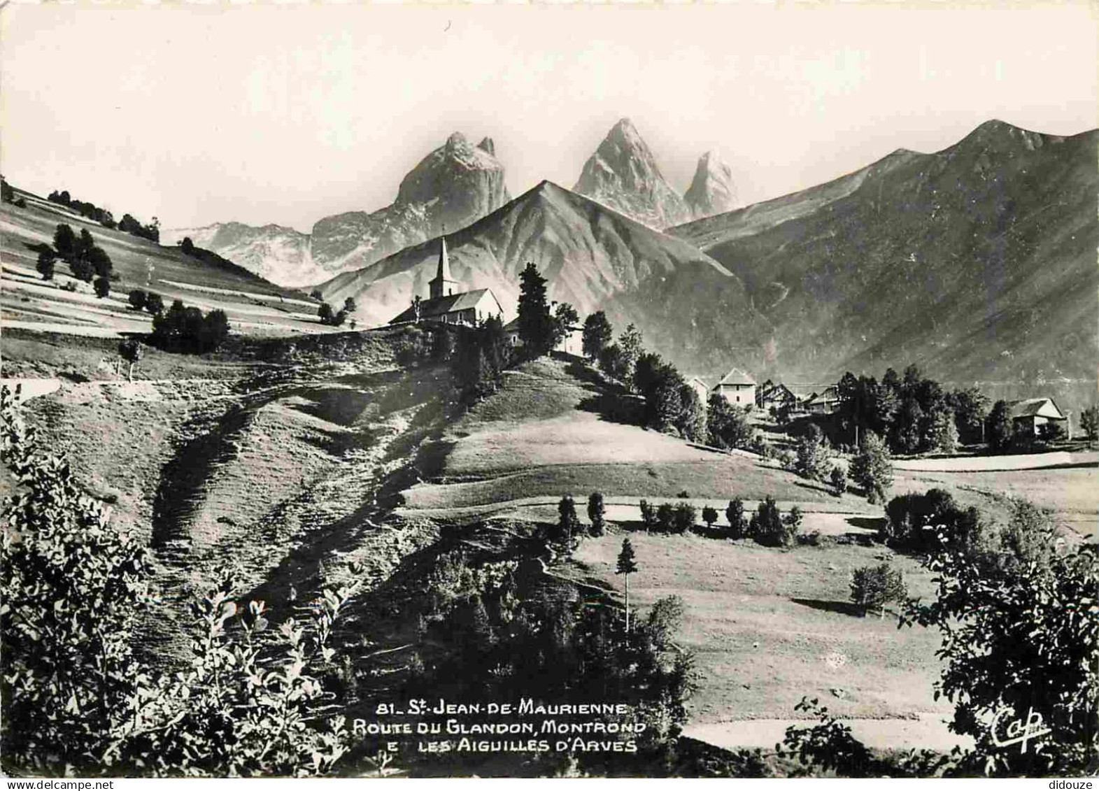 73 - Saint Jean de Maurienne - Route du Glandon - Montrond - les Aiguilles d'Arves - Carte Dentelée - CPSM grand format