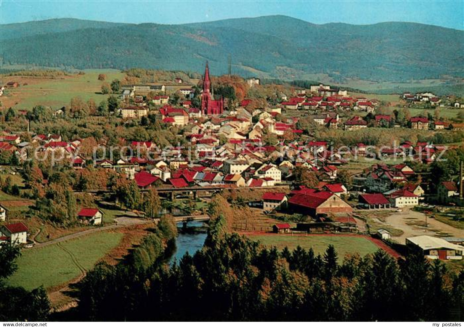 73021613 Zwiesel Niederbayern Panorama mit Grenzlandberge Zwiesel Niederbayern