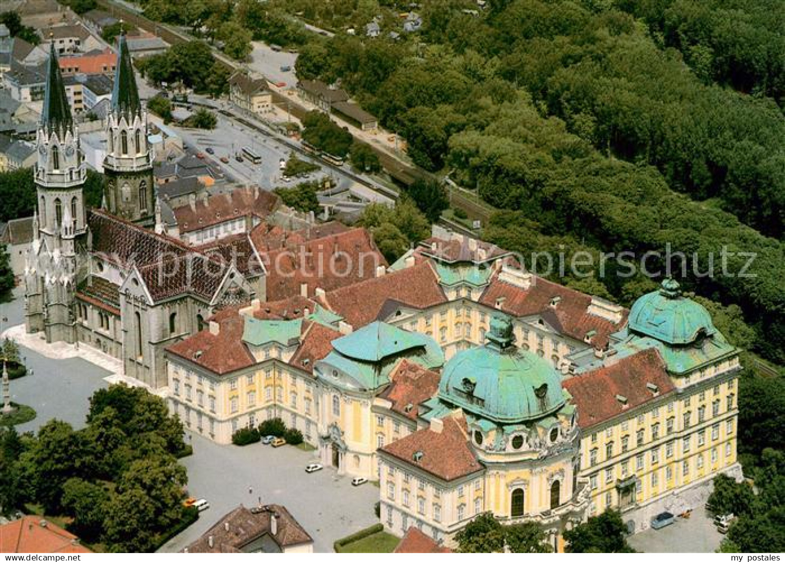 73046633 Klosterneuburg Augustiner Chorherrenstift Fliegeraufnahme Klosterneubur