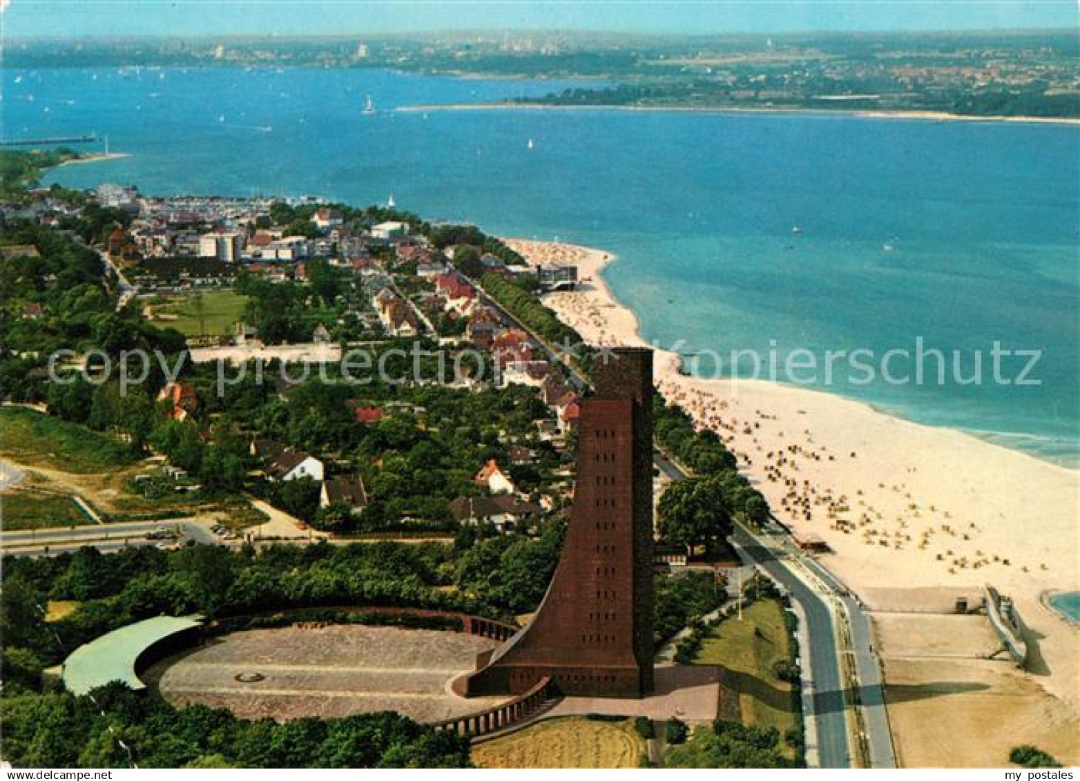 73062416 Laboe Fliegeraufnahme Marine Ehrenmal Laboe