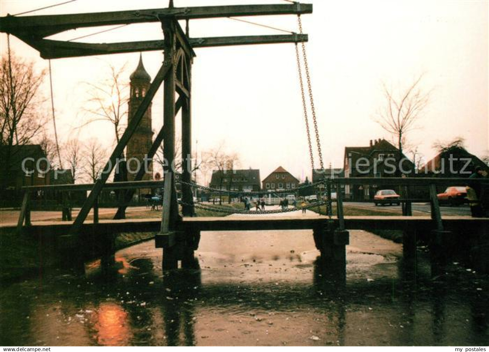 73073867 Papenburg Ems Am Obenende mit Ziehbruecke Papenburg Ems