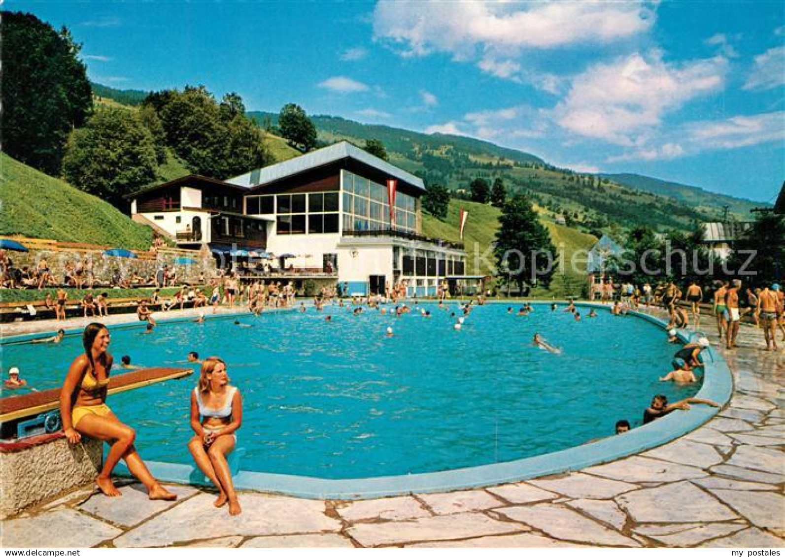 73081366 Saalbach-Hinterglemm Geheiztes Schwimmbecken Hallenbad Saalbach