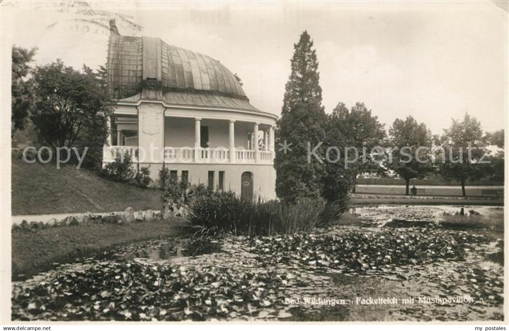 73137999 Bad Wildungen Fackelteich mit Musikpavillon Bad Wildungen