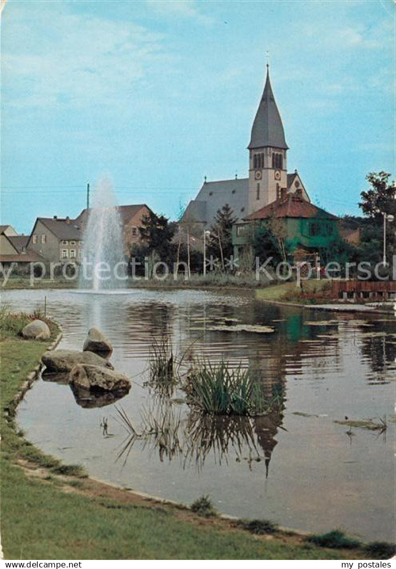 73223756 Hattersheim Main Partie am Teich mit Kirche