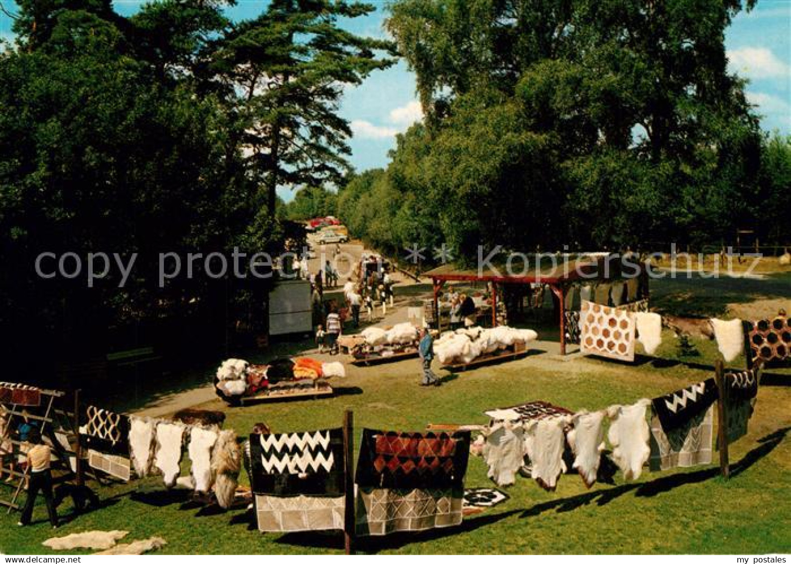 73227043 Lueneburger Heide Fellmarkt Lueneburger Heide