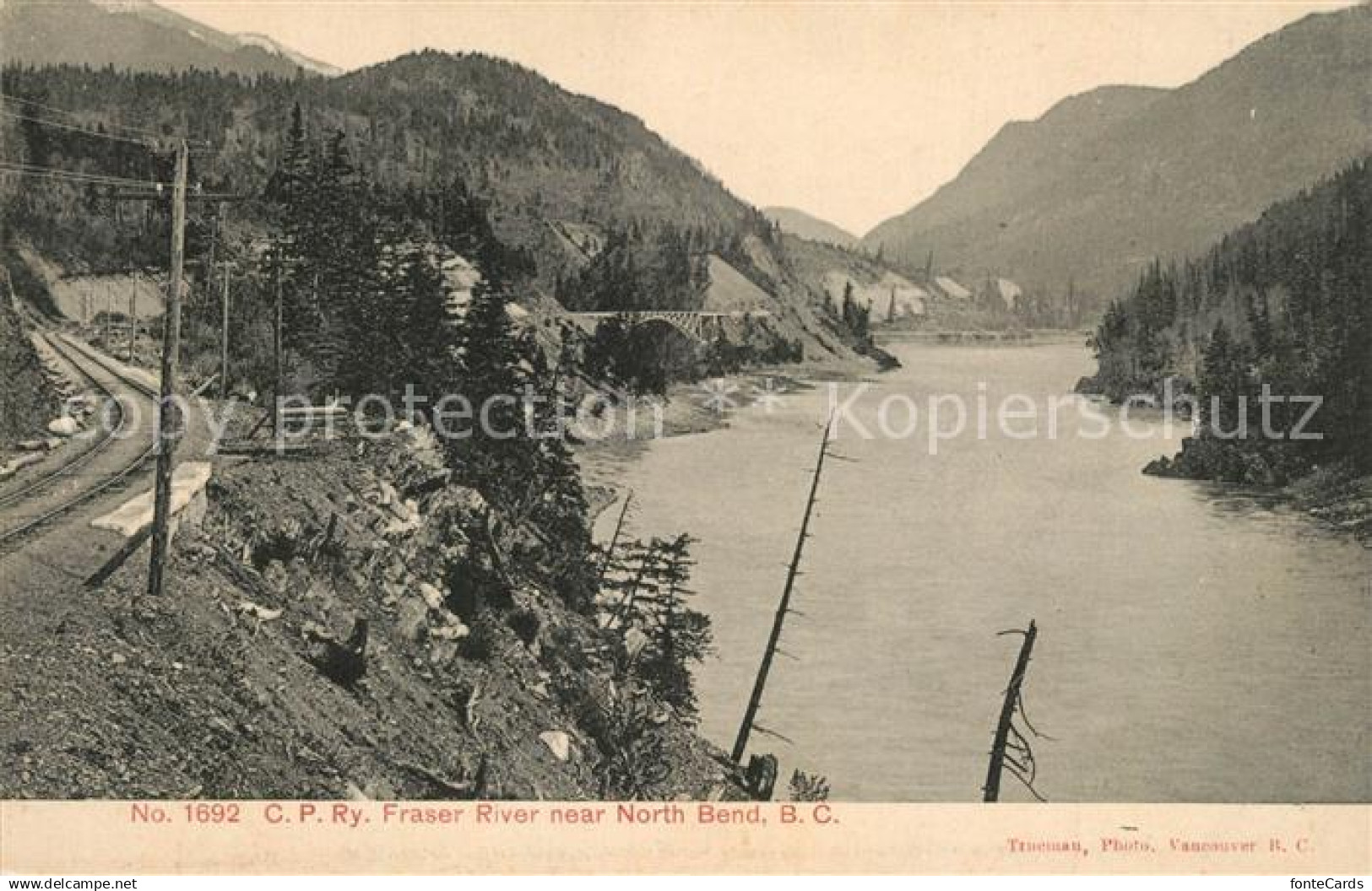 73316510 British Columbia North Bend Fraser River British Columbia