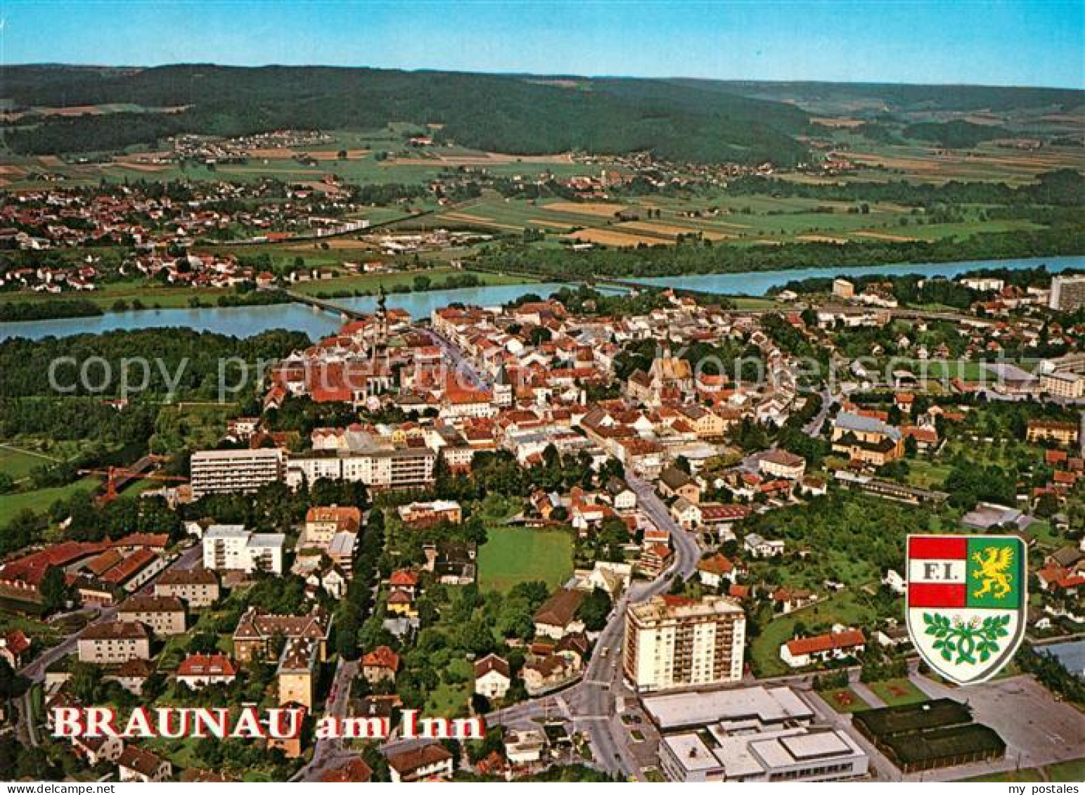 73587522 Braunau Inn Fliegeraufnahme mit Pfarrkirche Braunau Inn