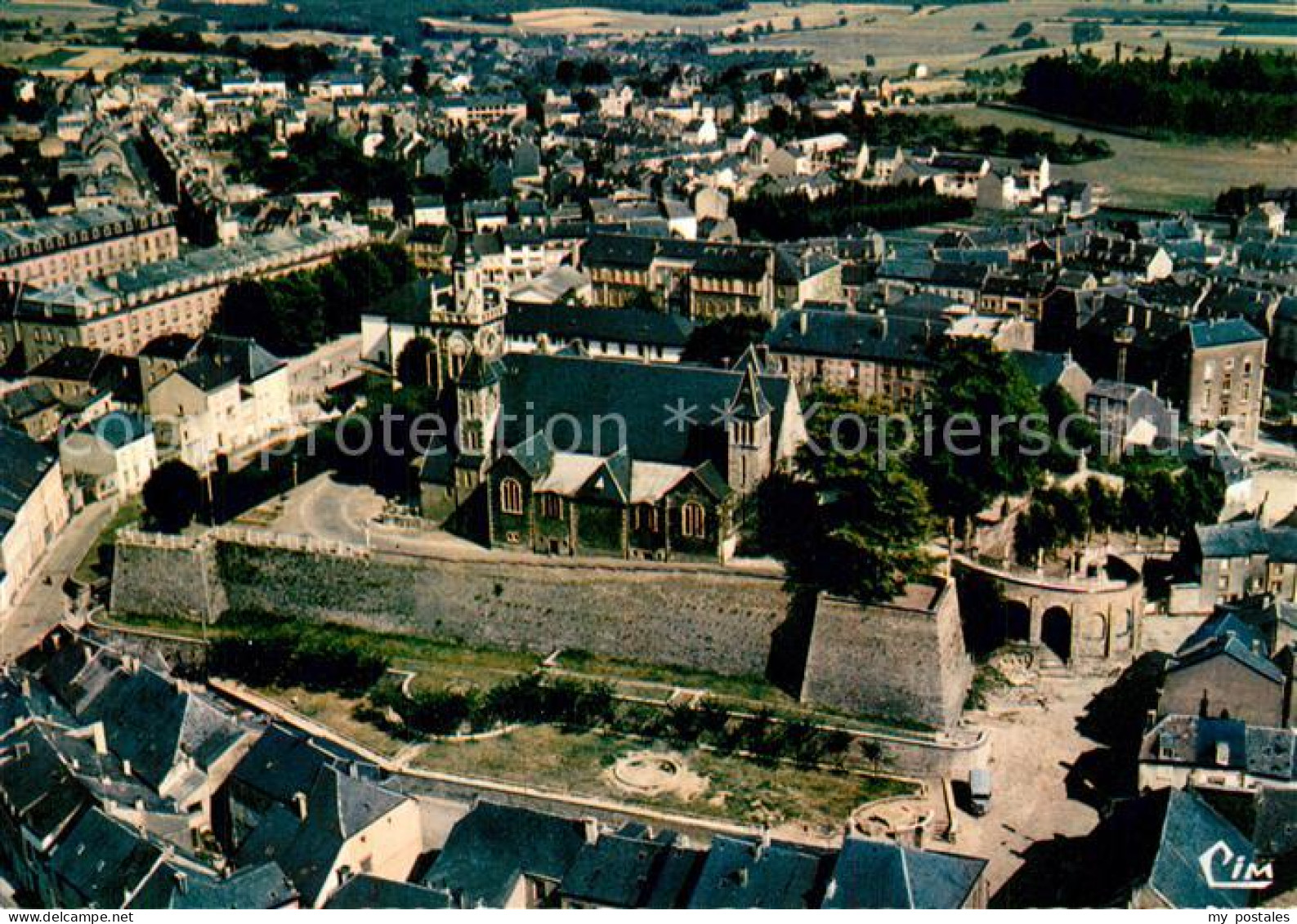 73596302 Arlon Wallonie Eglise St. Donat Fliegeraufnahme Arlon Wallonie