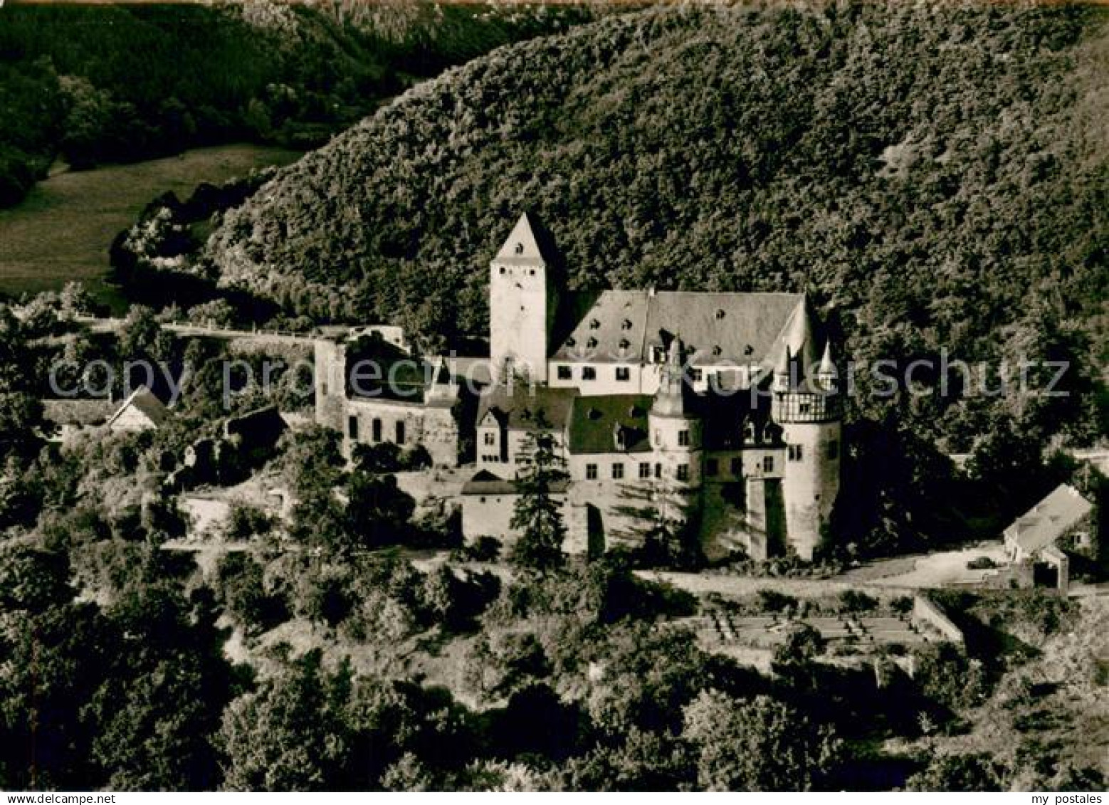 73699224 Mayen Schloss Buerresheim in der Eifel Mayen