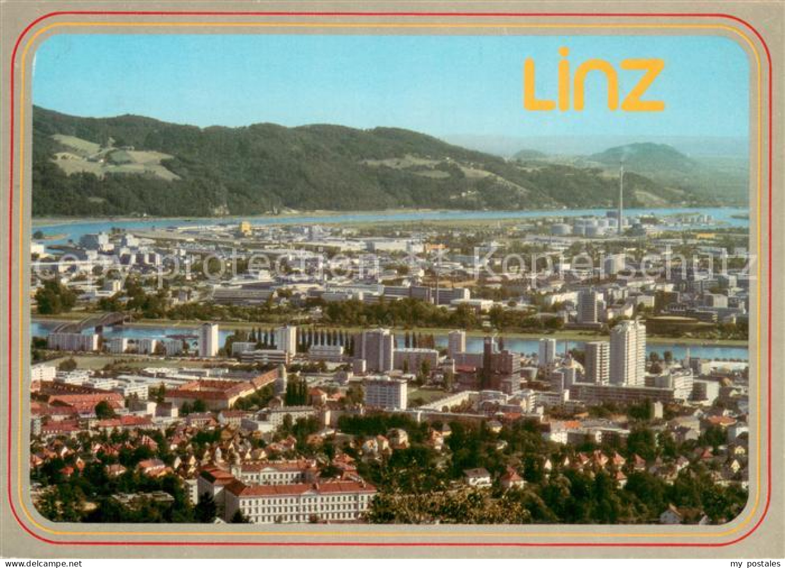 73715043 Linz Donau Donaustadt am Alpenrand mit Urfahr und Hafengelaende Linz Do