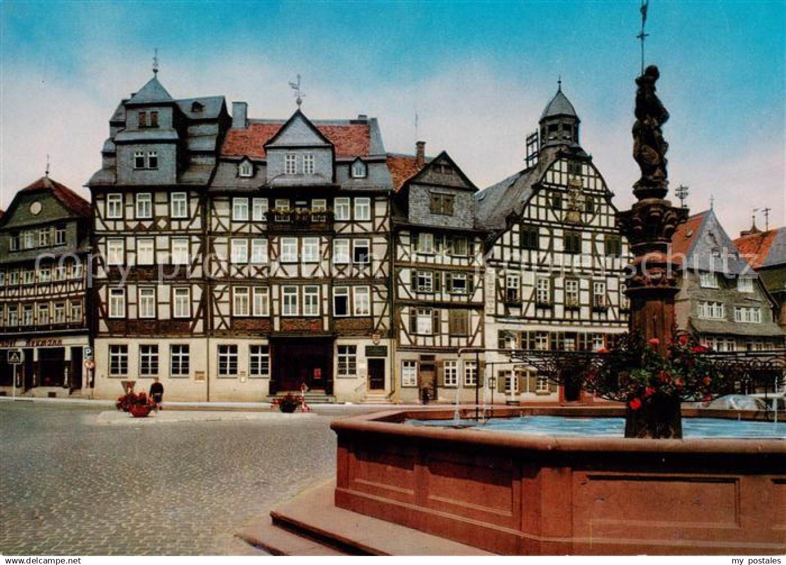 73813381 Butzbach Marktplatz Brunnen Butzbach