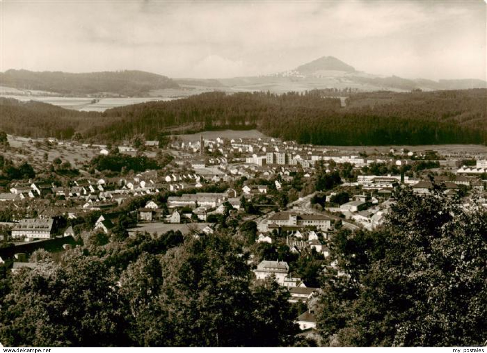 73886008 Schwaebisch Gmuend mit Blick zum Hohenstaufen Schwaebisch Gmuend