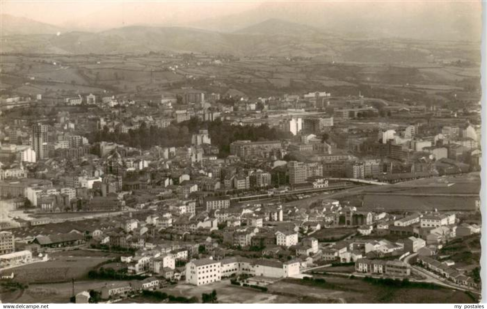 73959503 Oviedo Asturias ES Vista general aérea