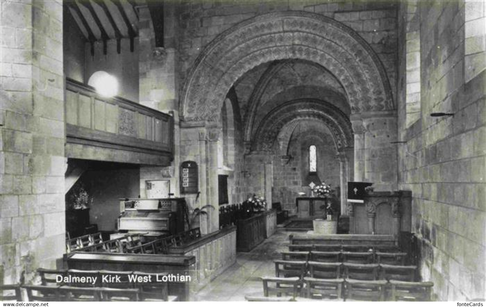 73999784 West Lothian Dalmeny Kirk Kirche Innenansicht