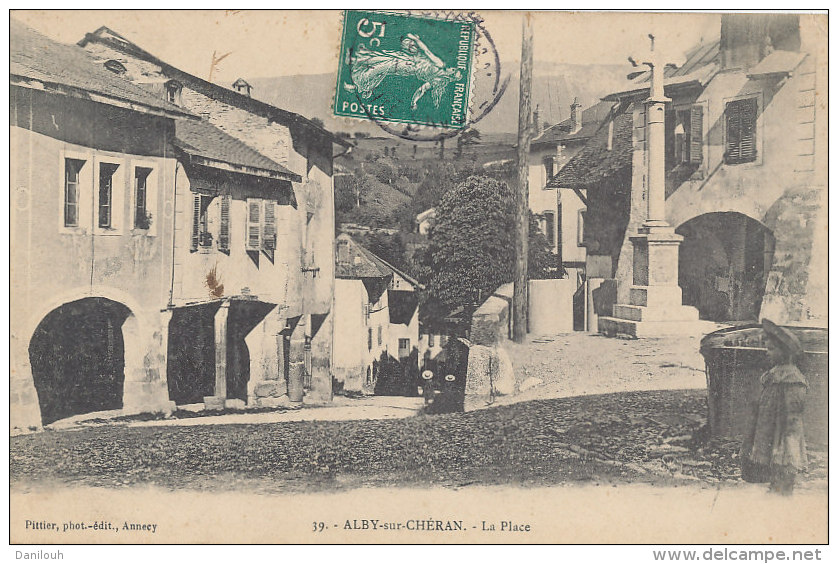 74 // ALBY SUR CHERAN    la place   pittier phto