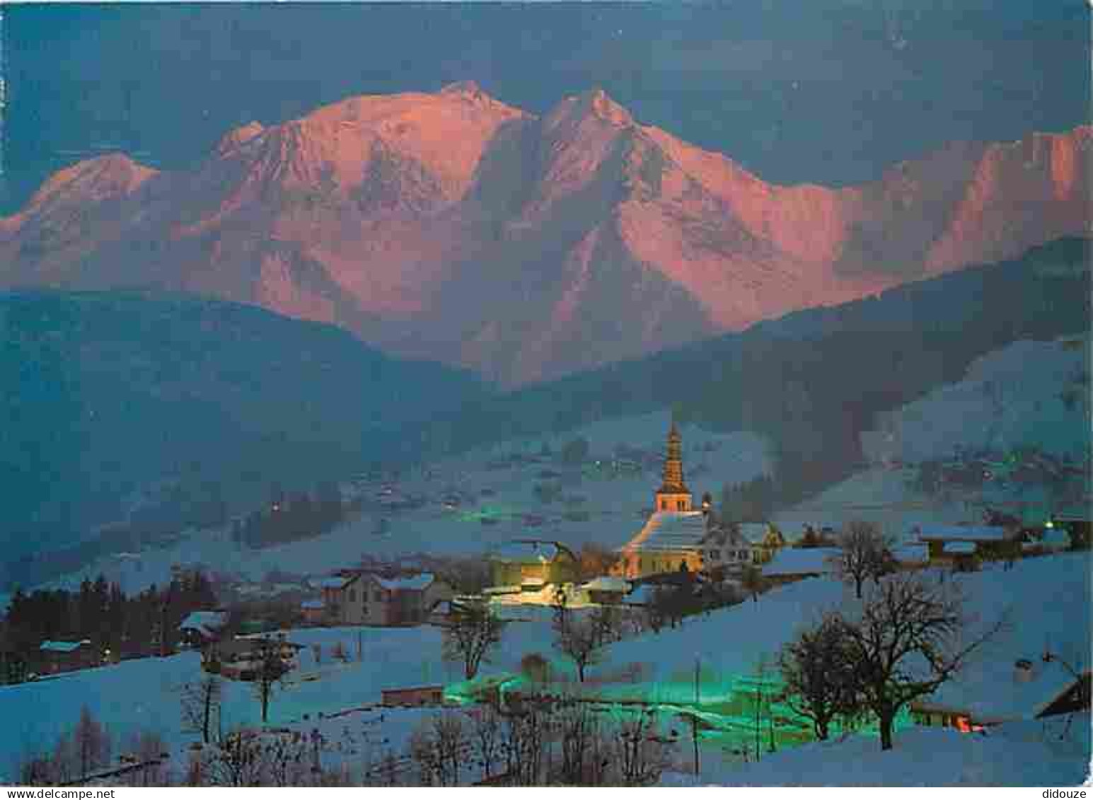 74 - Combloux - Coucher de Soleil sur le Mont Blanc - Le village de combloux - Flamme Postale - CPM - Voir Scans Recto-V