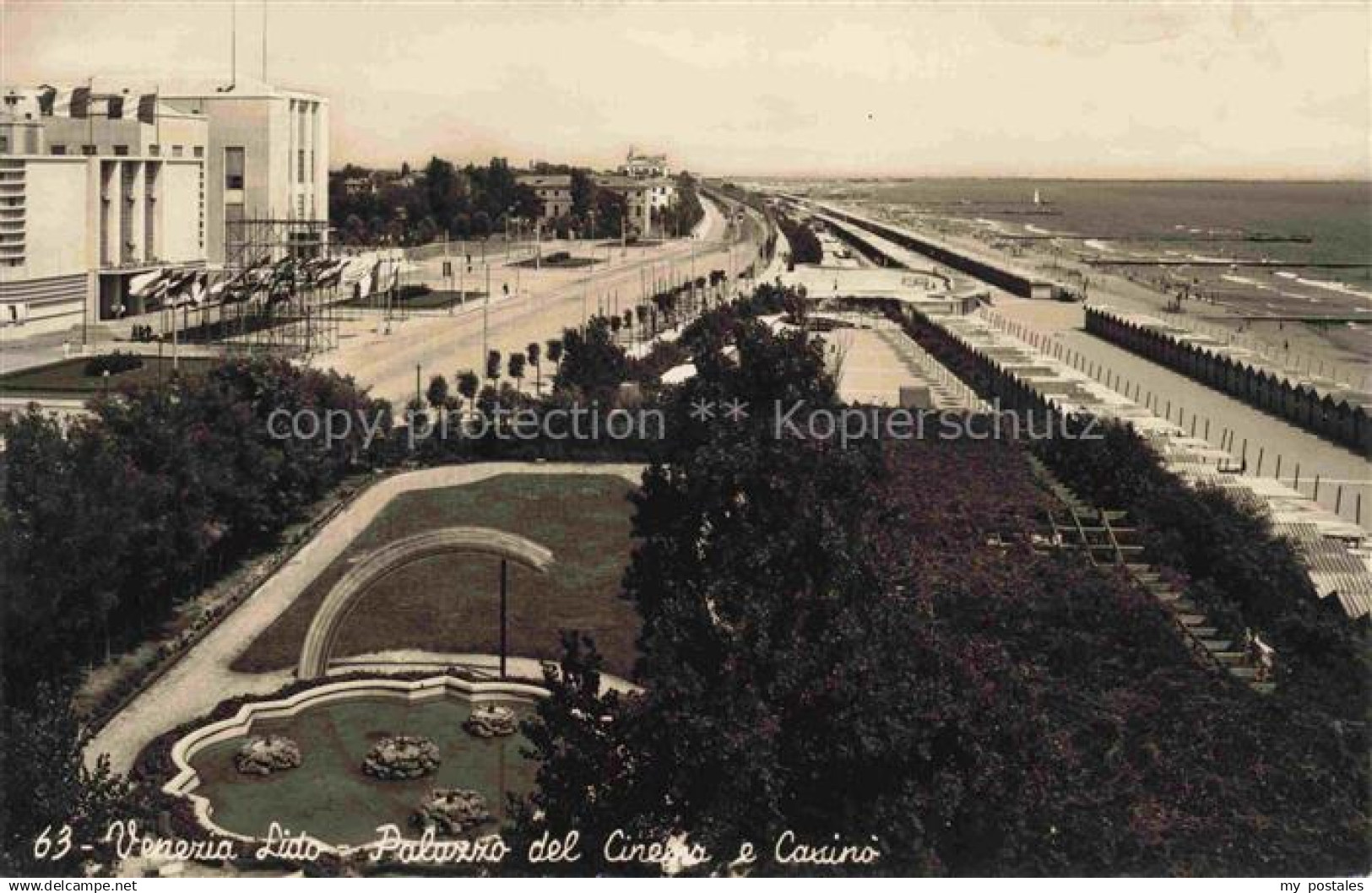 74012110 VENEZIA Venedig Venice Venise IT Palazzo del cinema e casino spiaggia