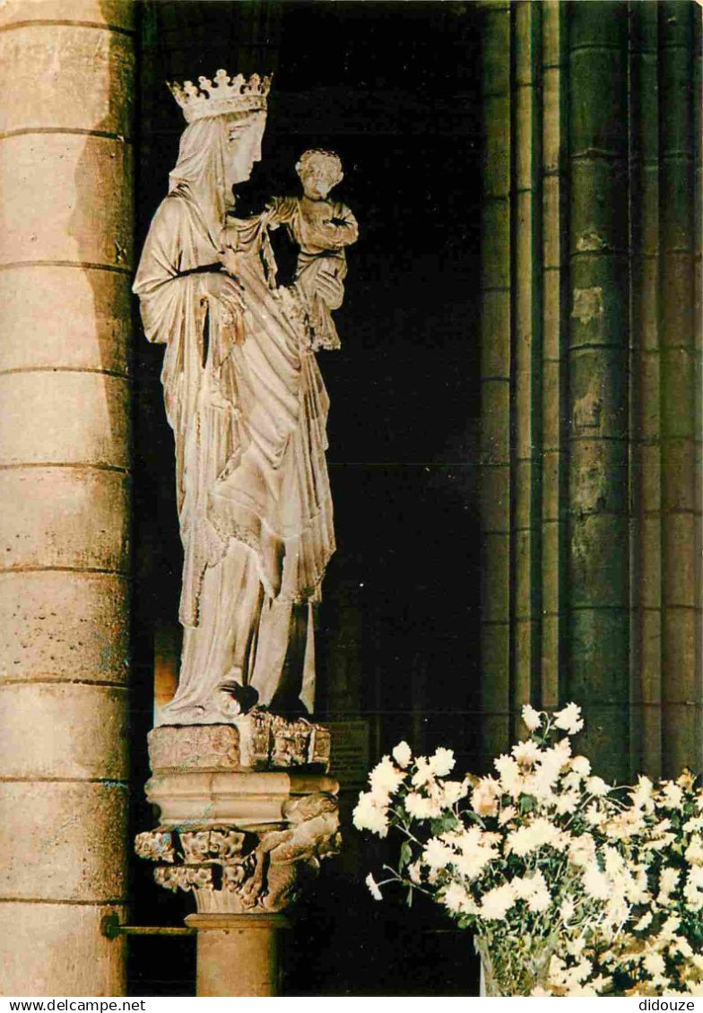 75 - Paris - intérieur de la Cathédrale Notre Dame - la statue de Notre-Dame de Paris - Art Religieux - CPM - Voir Scans