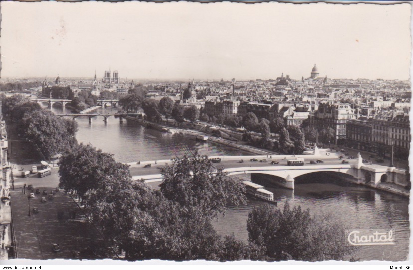 75 - PARIS - LES BORDS DE SEINE ET SES PONT - AU LOIN ILE DE LA CITE ET LA NOTRE DAME DE PARIS -  FLAMME CHEQUES POSTAUX