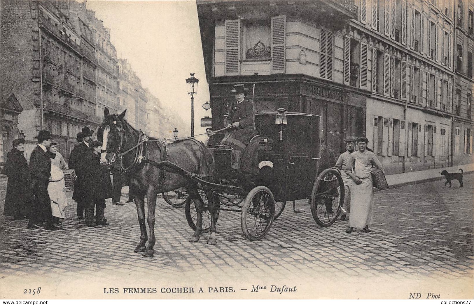 75-PARIS-LES FEMMES COCHER