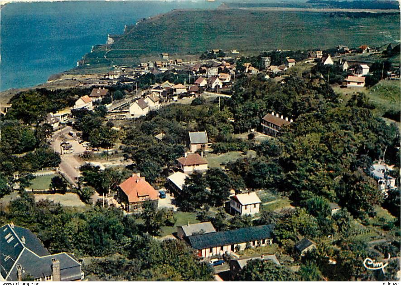 76 - Berneval sur Mer - Vue Générale aérienne - CPM - Voir Scans Recto-Verso