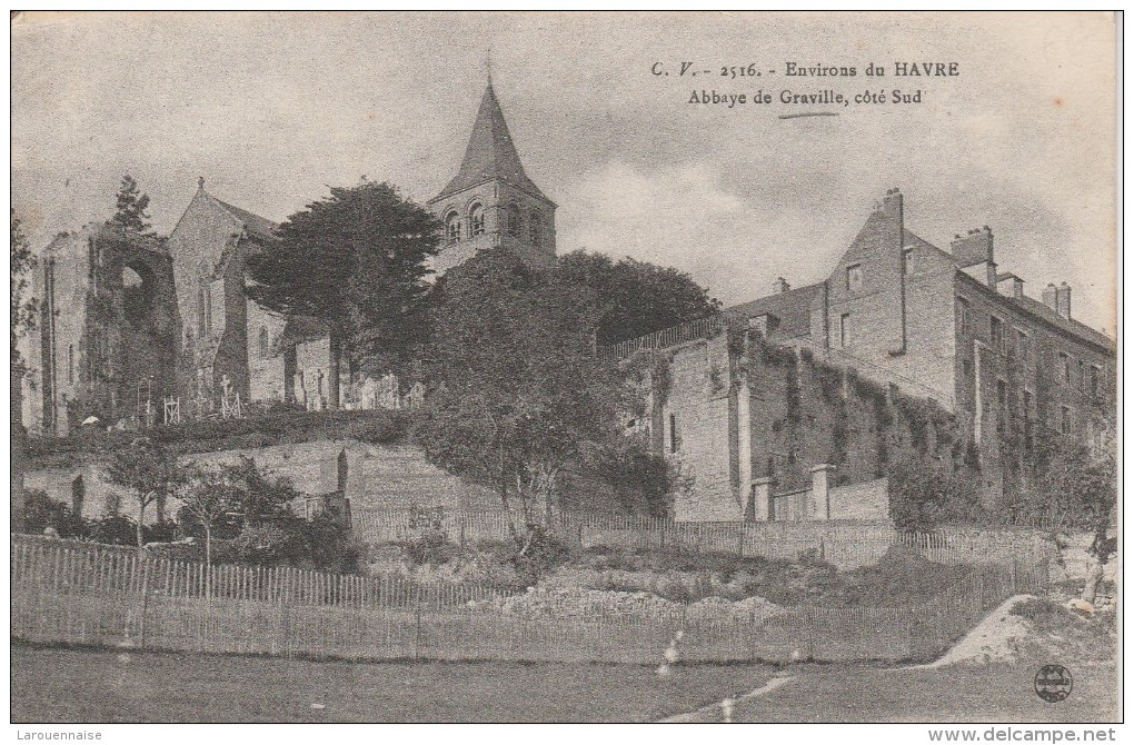 76 - LE HAVRE - Graville - Abbaye de Graville, côté Sud