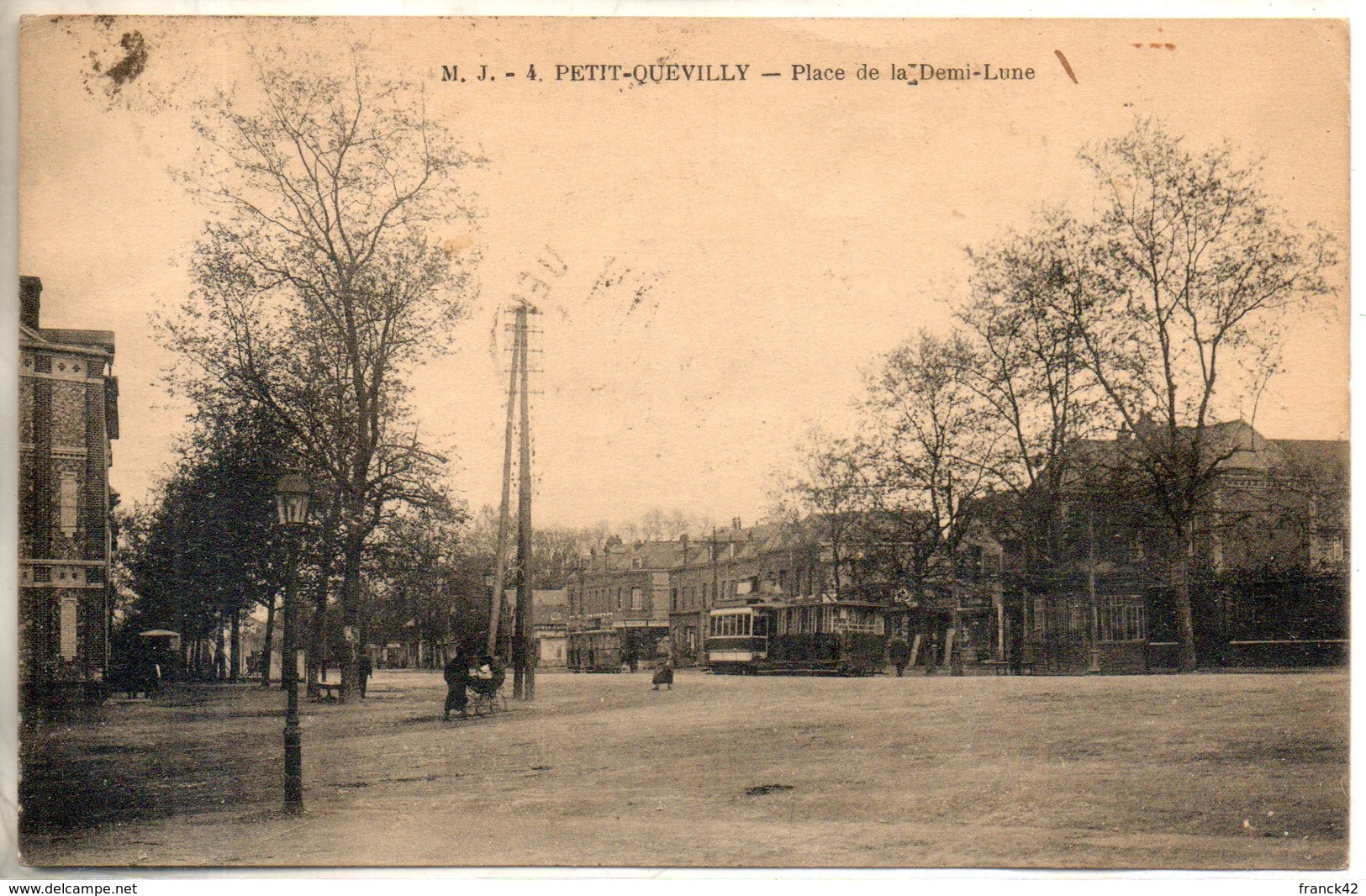 76. le petit quevilly. place de la demi-lune