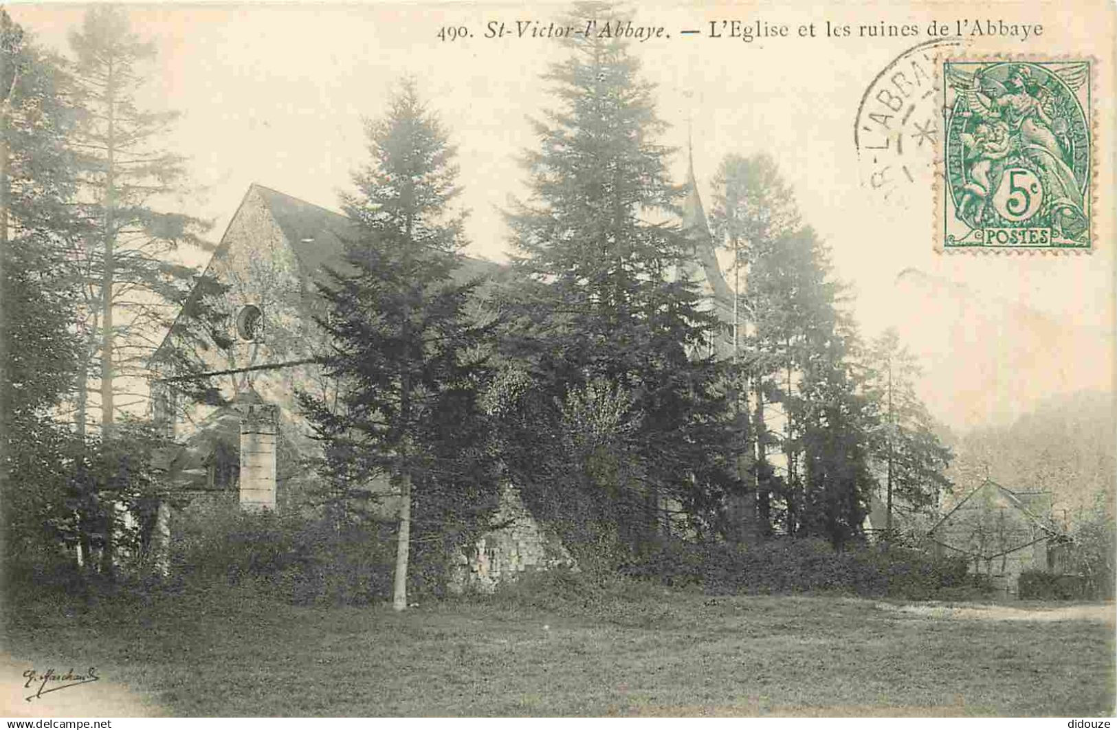 76 - Saint Victor l'Abbaye - L'Eglise et les ruines de l'Abbaye - CPA - Oblitération ronde de 1907 - Voir Scans Recto-Ve